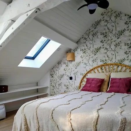 Maisonnette Renovee A 700m Des Bords De Loire * Montrelais