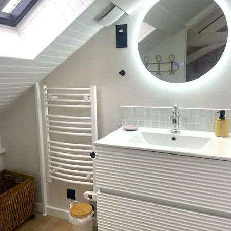 Maisonnette Renovee A 700m Des Bords De Loire Feriehus Montrelais