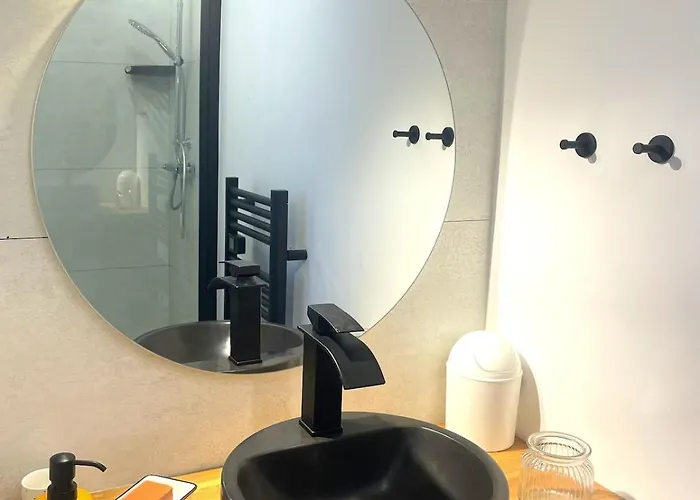 Casa de Férias Maisonnette Renovee A 700m Des Bords De Loire *