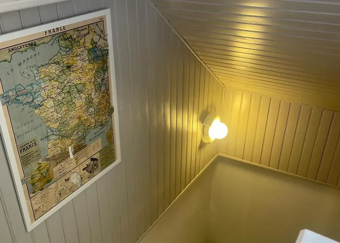 Maisonnette Renovee A 700m Des Bords De Loire Montrelais