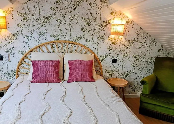 Maisonnette Renovee A 700m Des Bords De Loire Ferienhaus Montrelais